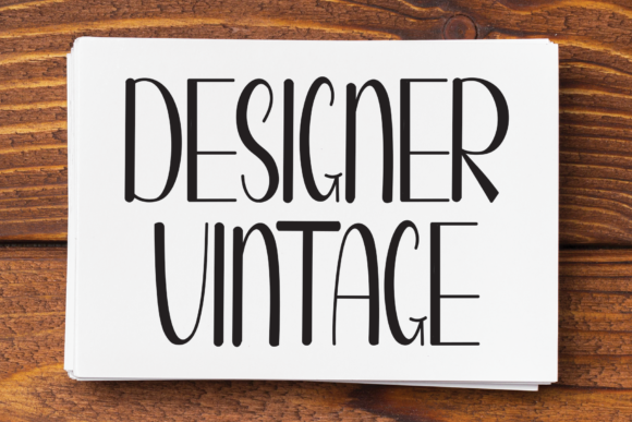Designer Vintage: A Refined Handwritten Font for Editorial Design